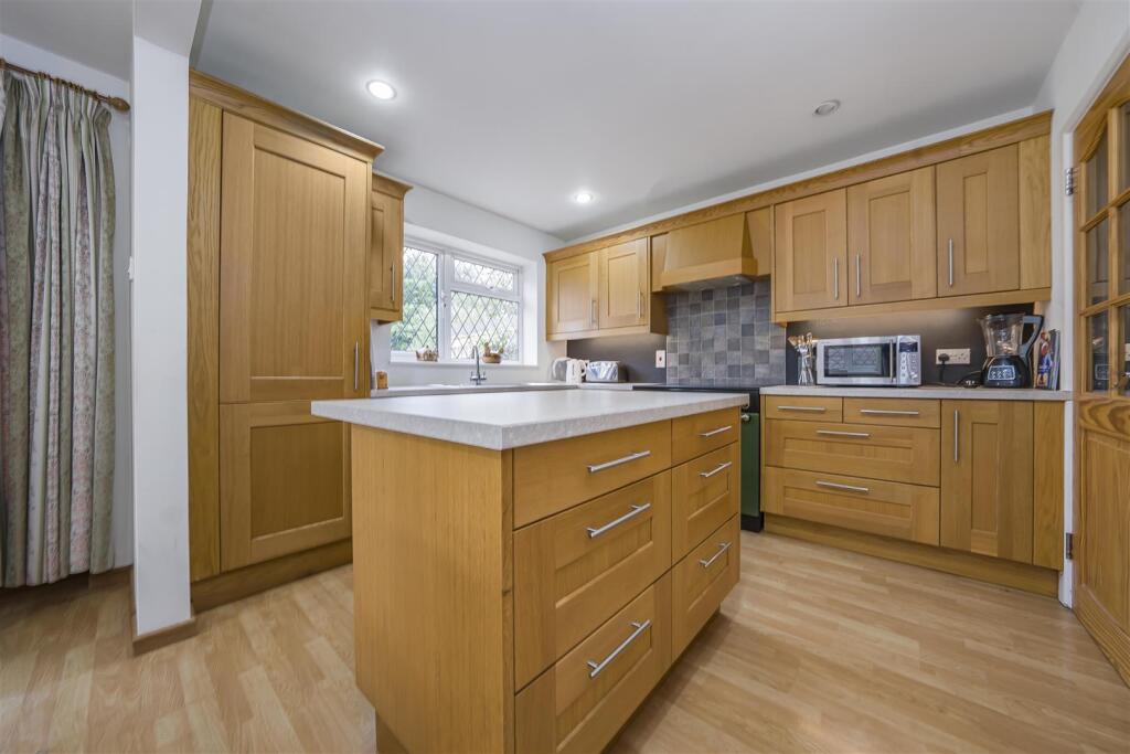 Additional image 5 of Burston Drive, Park Street, St. Albans