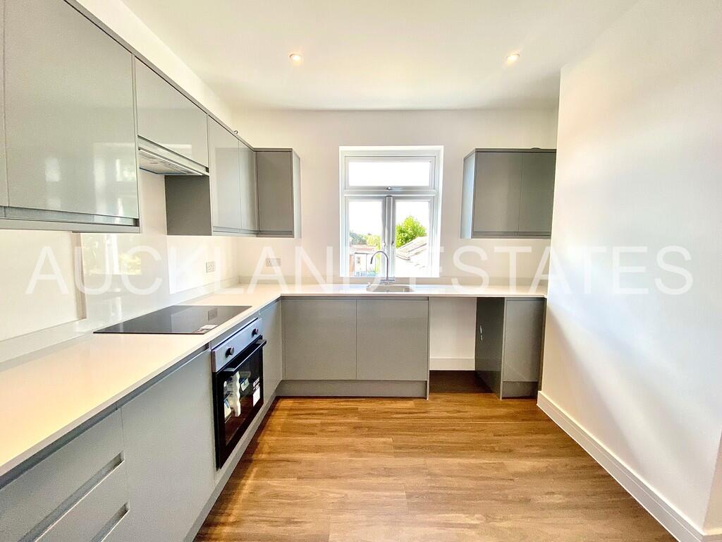 Additional image 15 of High Street, London Colney