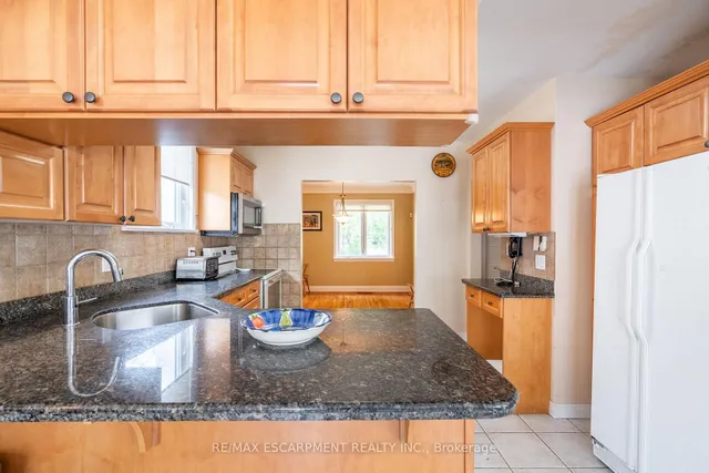 Additional image 14 of 580 Emerald St