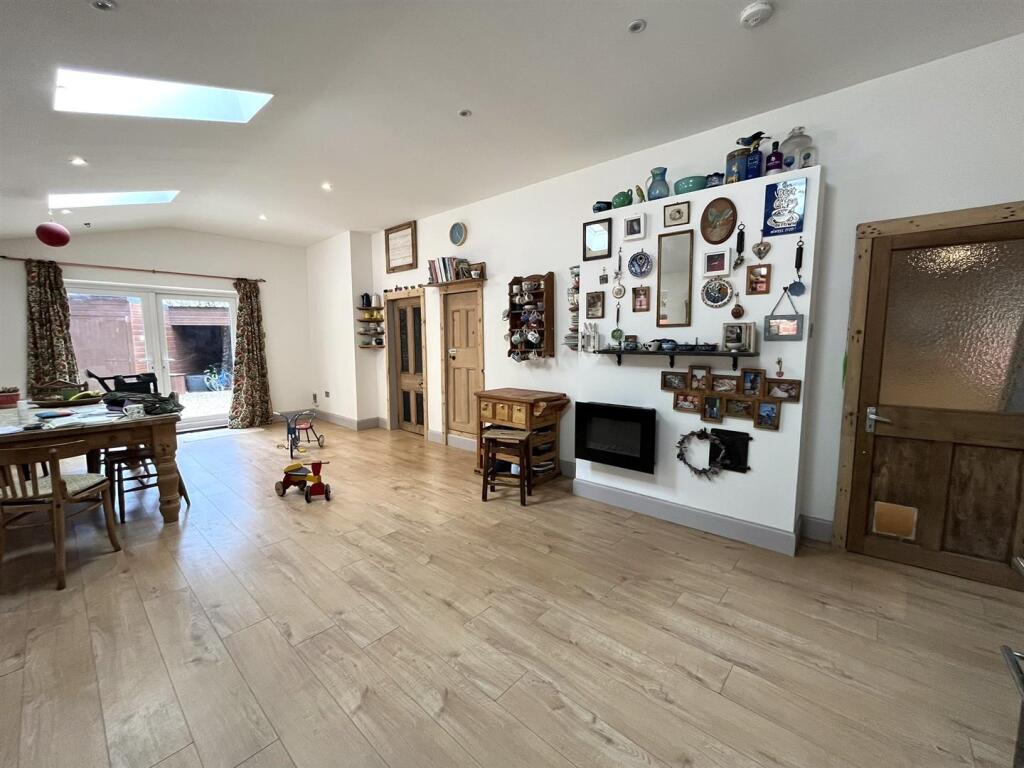 Additional image 9 of Carron Lodge, Carron