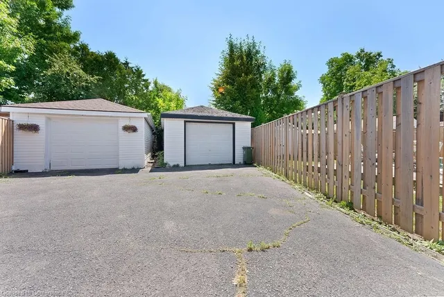 Additional image 24 of 145 East 44th St