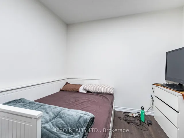 Additional image 43 of 581 Allport Gate