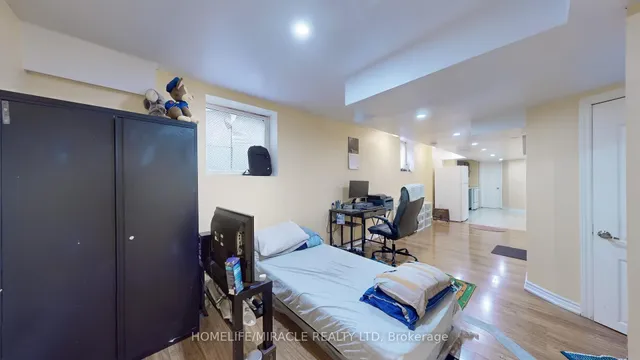 Additional image 38 of 59 Roadmaster Lane