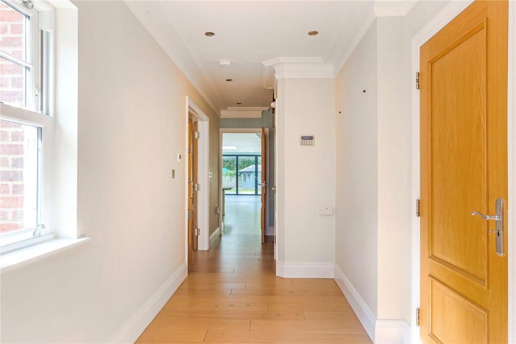 Additional image 13 of Roundwood Park, Harpenden, Hertfordshire, AL5