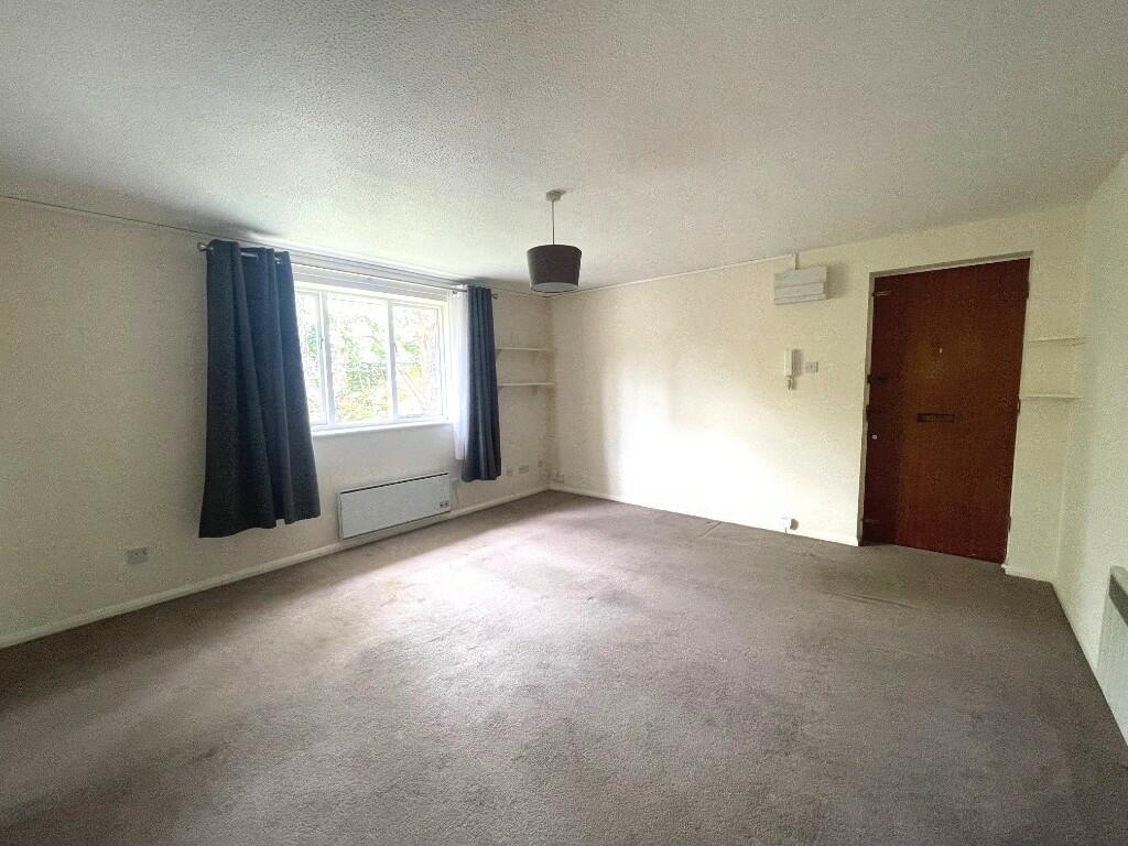 Additional image 2 of Vincenzo Close, AL9