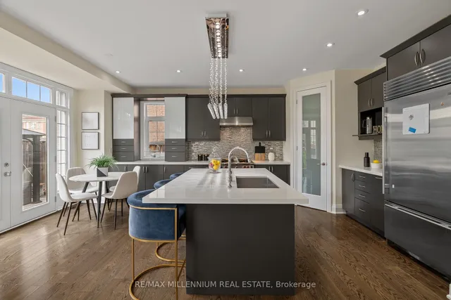 Additional image 17 of 51 Legendary Circ