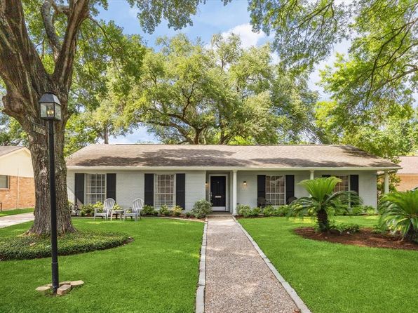 10006 Wickersham Ln, Houston, TX 77042