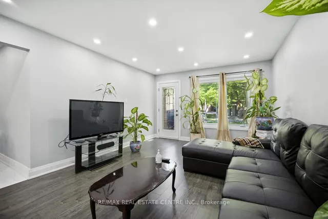 Additional image 7 of 21 Chopin Cres