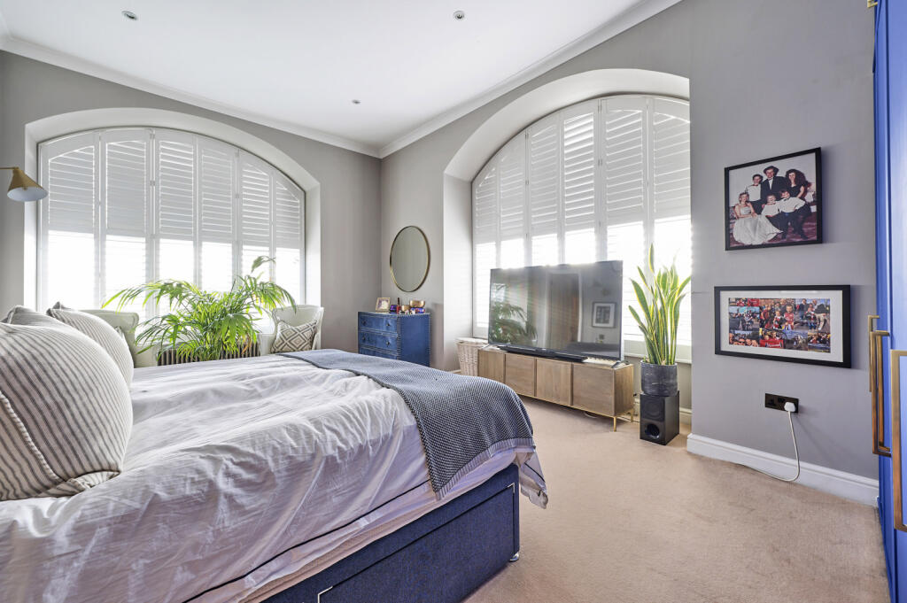 Additional image 9 of West Hall, Beningfield Drive, Napsbury Park, St. Albans, AL2