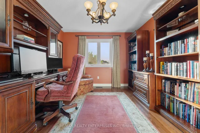 Additional image 23 of 724 Ashprior Ave