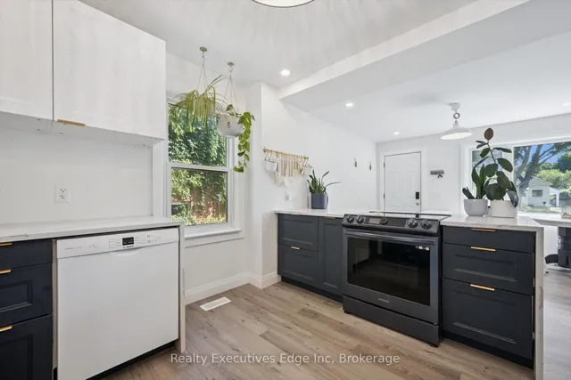 Additional image 8 of 319 Clifton Rd