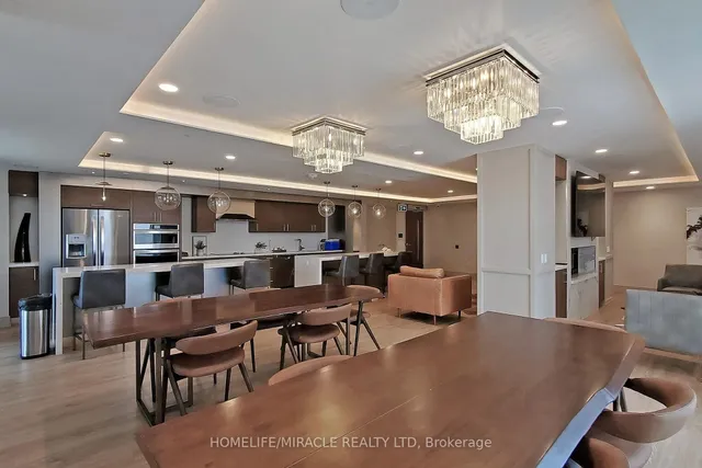 Additional image 42 of 1050 Main St Unit 1106