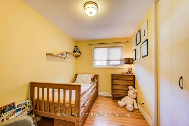 Additional image 23 of 21 Ruskview Rd