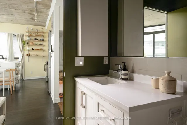 Additional image 25 of 1201 Dundas St Unit 302