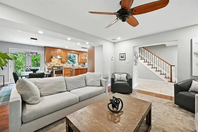 Additional image 8 of 4240 Dunvegan Rd