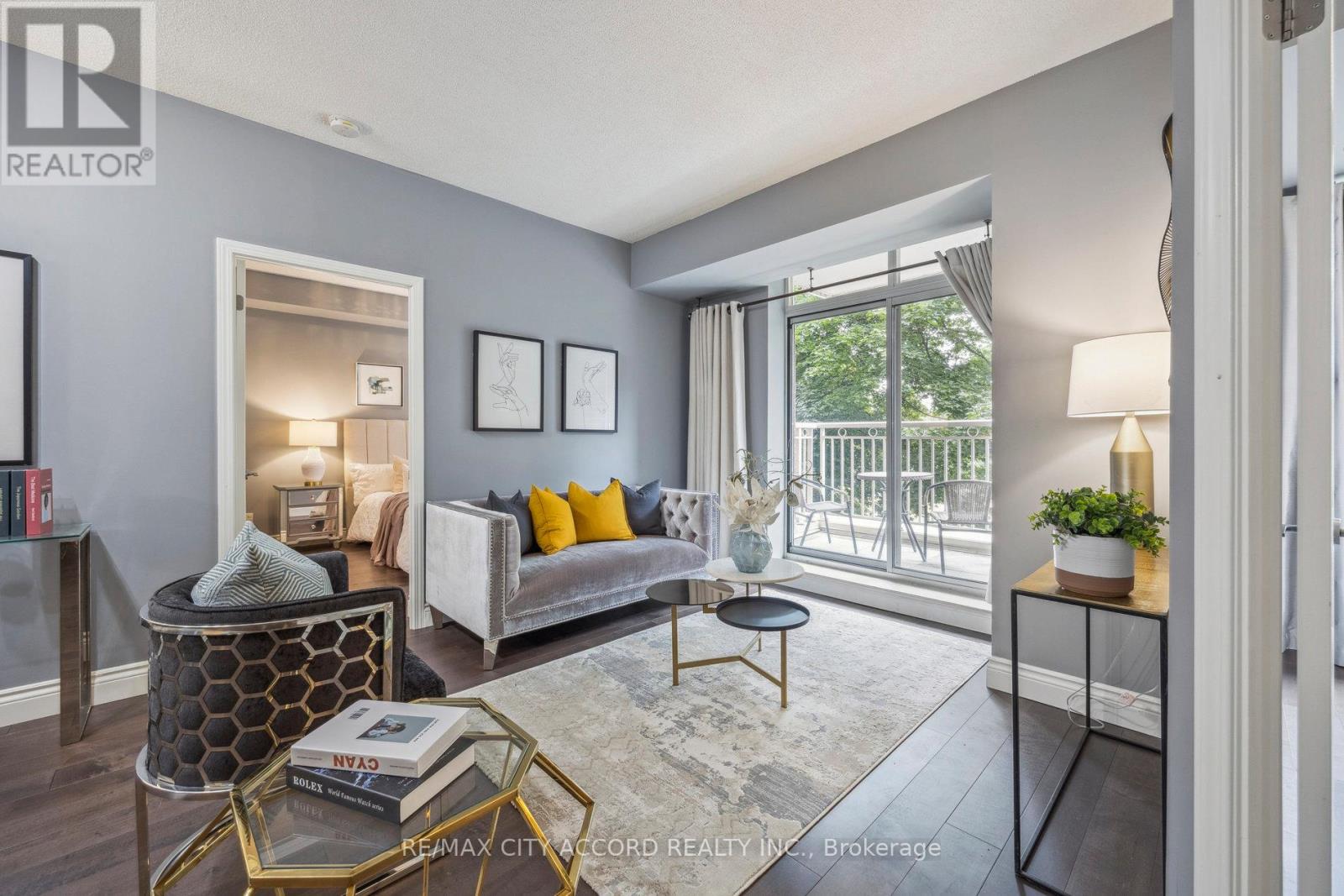 Property image for 210 - 485 ROSEWELL AVENUE|Toronto (Lawrence Park South), Ontario M4R2J2