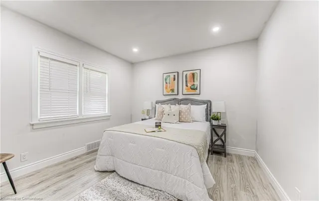 Additional image 32 of 271 Bedford Rd