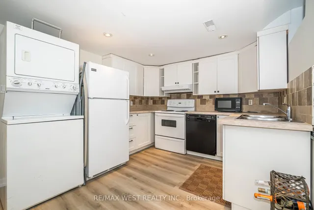 Additional image 39 of 111 Hay Ave