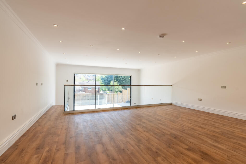 Additional image 4 of Batchwood Drive, St Albans, AL3