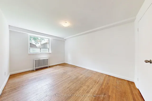 Additional image 27 of 126 A Sixteenth St