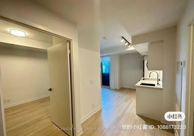 Additional image 4 of 30 Tippett Rd Unit 1024