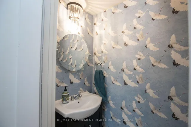 Additional image 17 of 167 NAPIER St