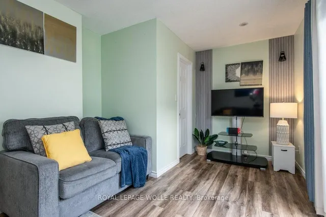 Additional image 13 of 634 Strasburg Rd Unit 3