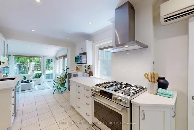 Additional image 8 of 1065 Logan Ave