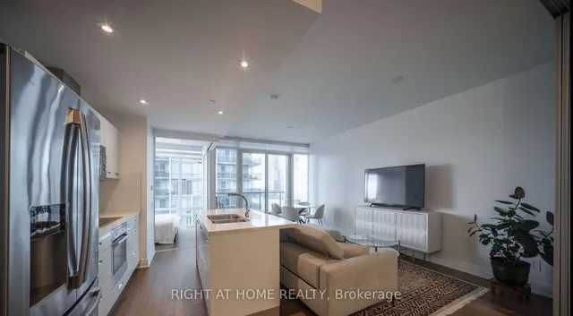 Additional image 14 of 88 Park Lawn Rd Unit 1010