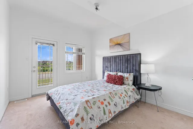 Additional image 29 of 27 Percy Gate