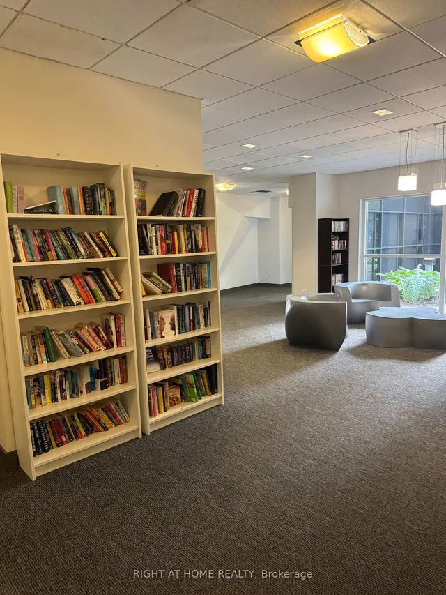 Additional image 18 of 352 Front St Unit 1812