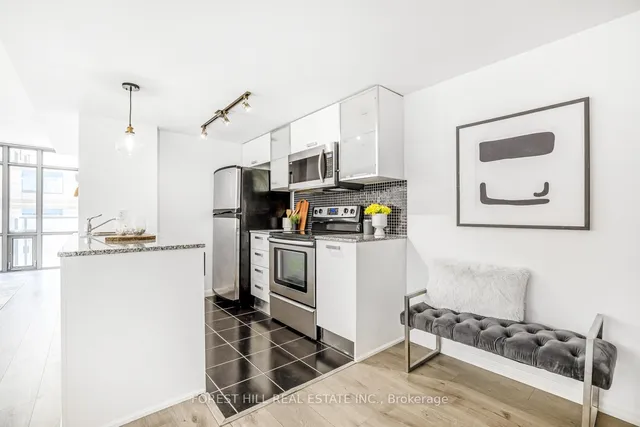 Additional image 9 of 38 Grenville St Unit 607