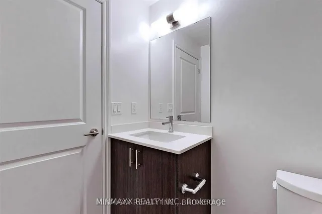 房产图片 32 - 1050 Main St 单元222