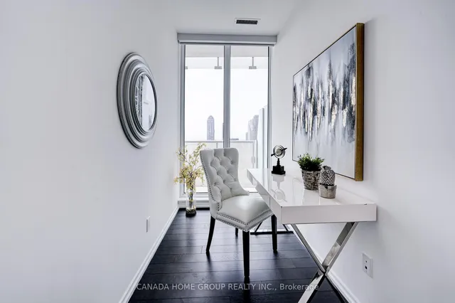 Additional image 35 of 197 Yonge St Unit 3605