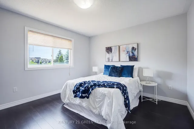 Additional image 34 of 62 Four Seasons Circ