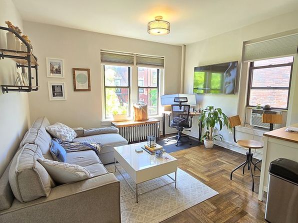 295 W 11th St APT 3G, New York, NY 10014