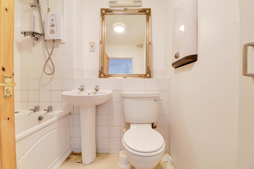 Additional image 8 of Christchurch Close, St Albans, AL3