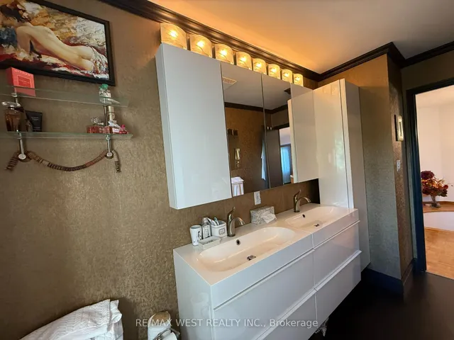 Additional image 25 of 4256 Petersburg Cres