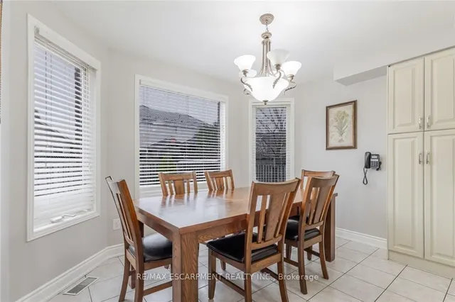 Additional image 11 of 42 Hillgarden Dr