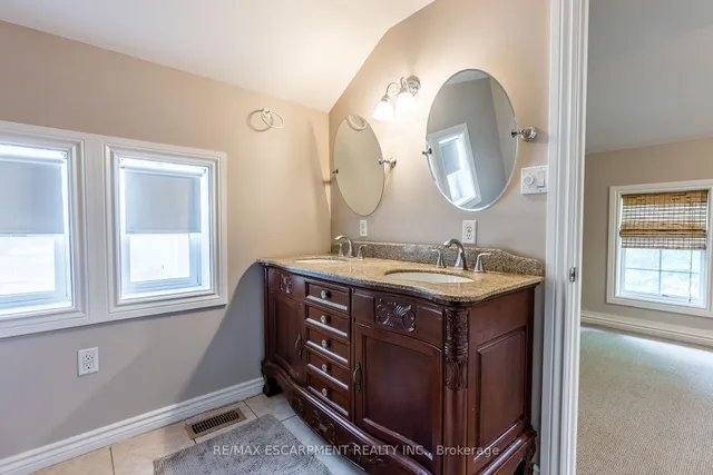 Additional image 24 of 954 Beach Blvd