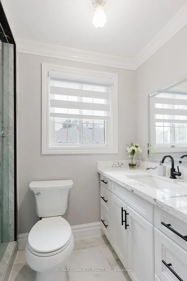 Additional image 25 of 42 Satchell Blvd