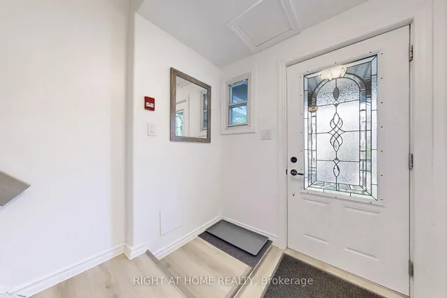 Additional image 3 of 656 Crawford St