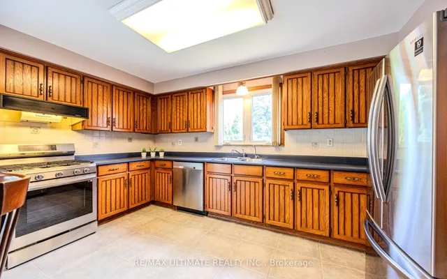 Additional image 13 of 7 Marker Crt