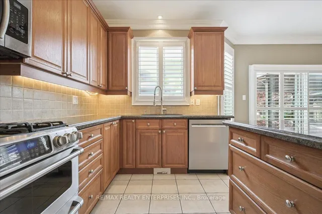 Additional image 15 of 1027 LAIDLAW Dr