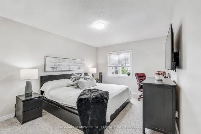 Additional image 28 of 16 Lakefront Dr