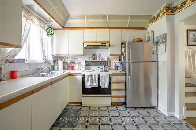 房产图片 10 - 176 Laurier Ave