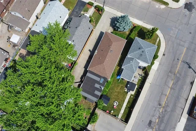 Additional image 34 of 205 Ivon Ave
