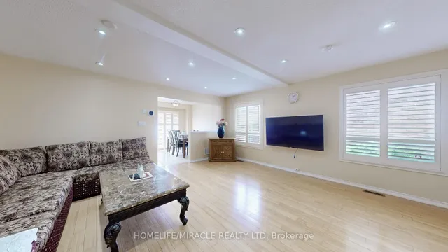 Additional image 12 of 59 Roadmaster Lane