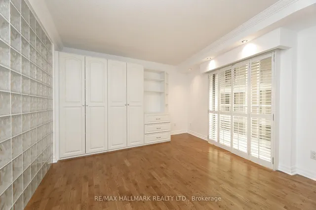 Additional image 11 of 2727 Yonge St Unit 609