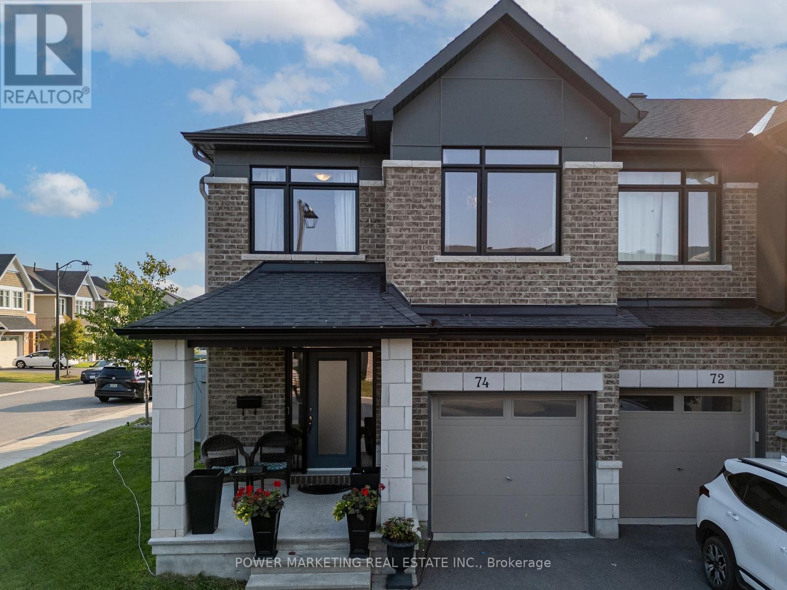 74 FINSBURY AVENUE|Ottawa, Ontario K2S2N8
